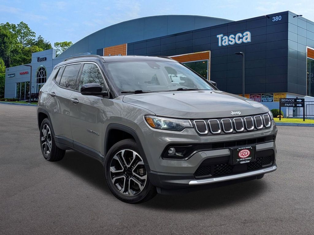 Sting-Gray Clearcoat 2022 Jeep Compass Limited 4WD SUV / Crossover Four-Wheel Drive 9-Speed Automatic