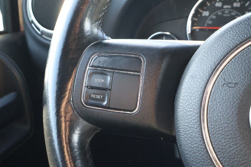 Thumbnail: 2018 Jeep Wrangler - 15
