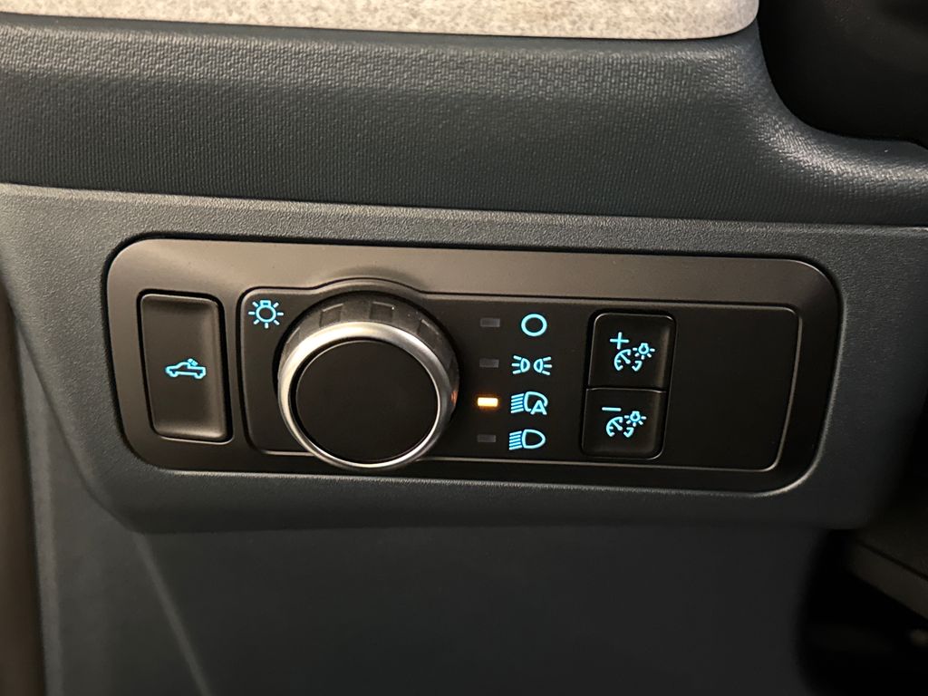 New 2026 Gray Ford XLT image 32