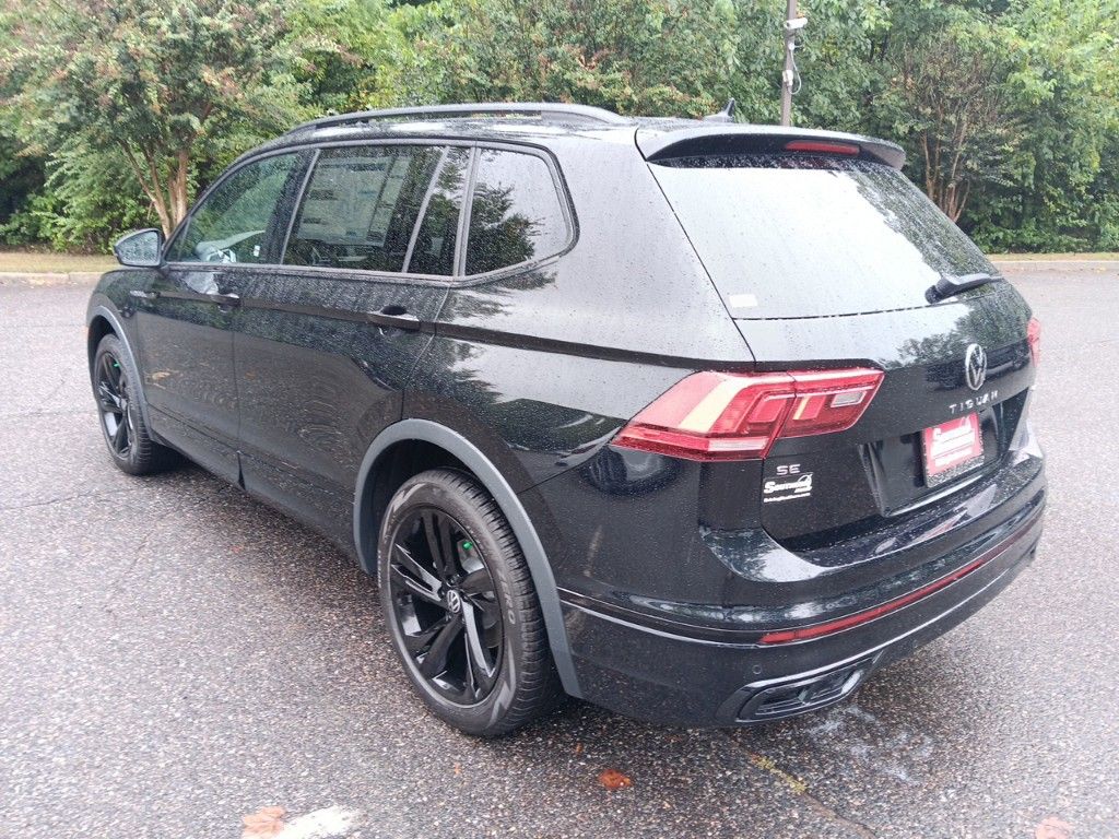 2024 Volkswagen Tiguan 2.0T SE R-Line Black 3