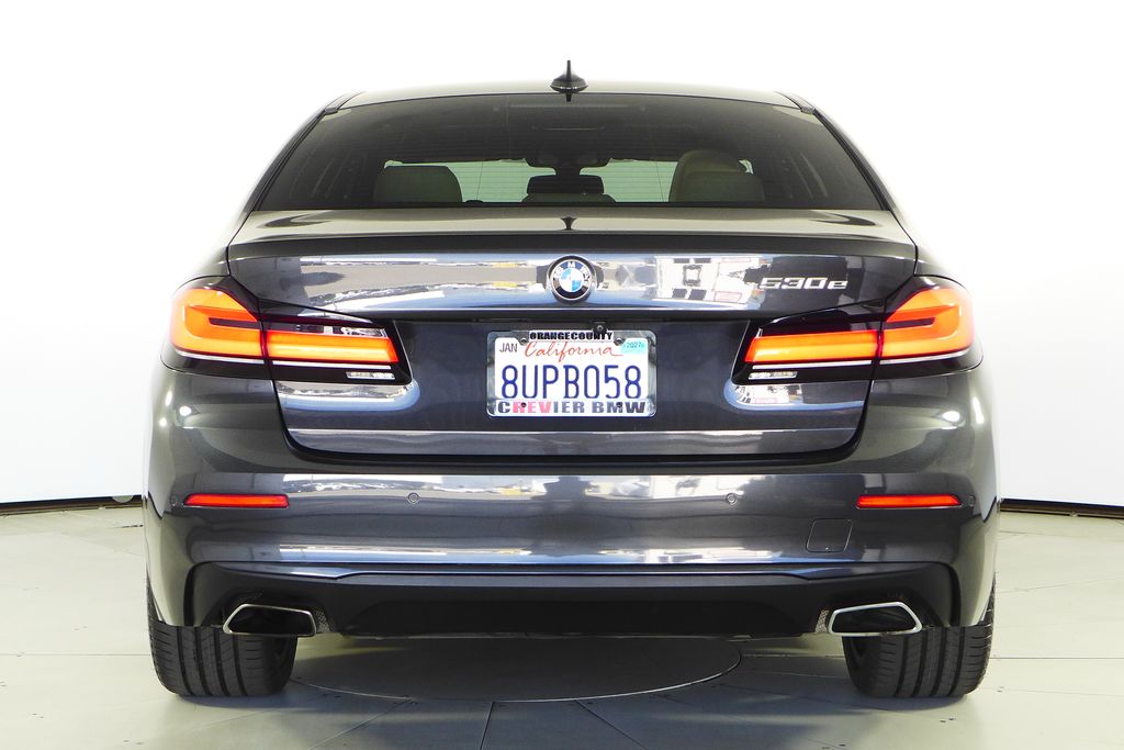 Thumbnail: 2021 BMW 5 Series - 8