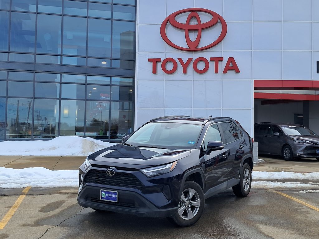 2025 Toyota RAV4 XLE AWD