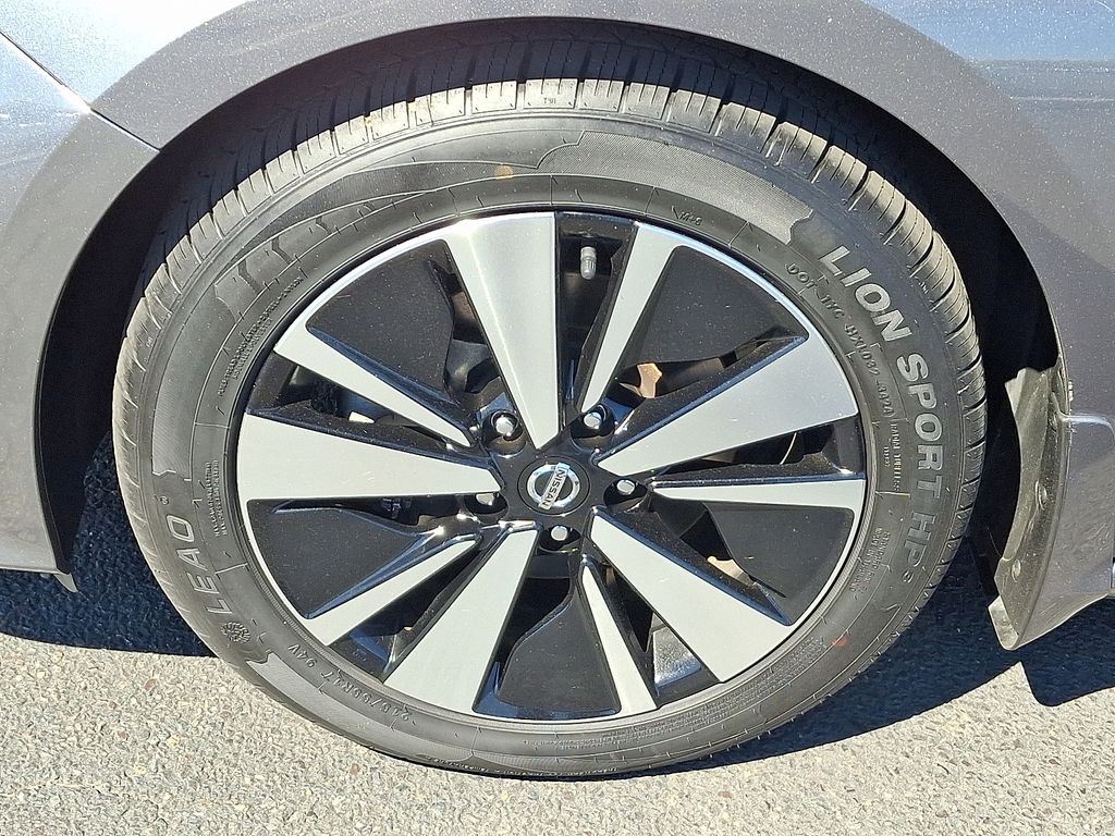 Thumbnail: 2021 Nissan Altima - 8