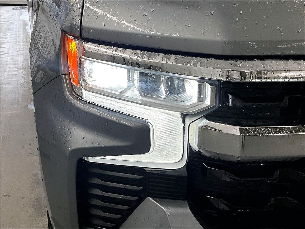 2023 Chevrolet Silverado 1500 — photo 31