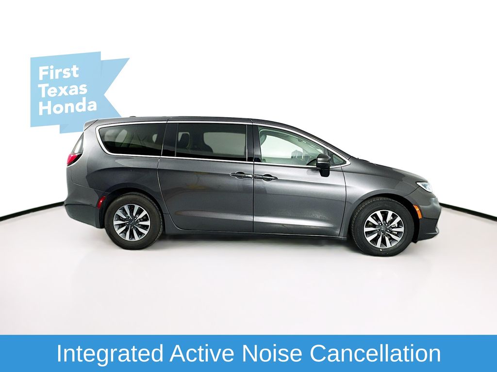 Used Car 2023 Chrysler Pacifica Hybrid  Touring L For Sale Under $20,000 In Austin, Texas