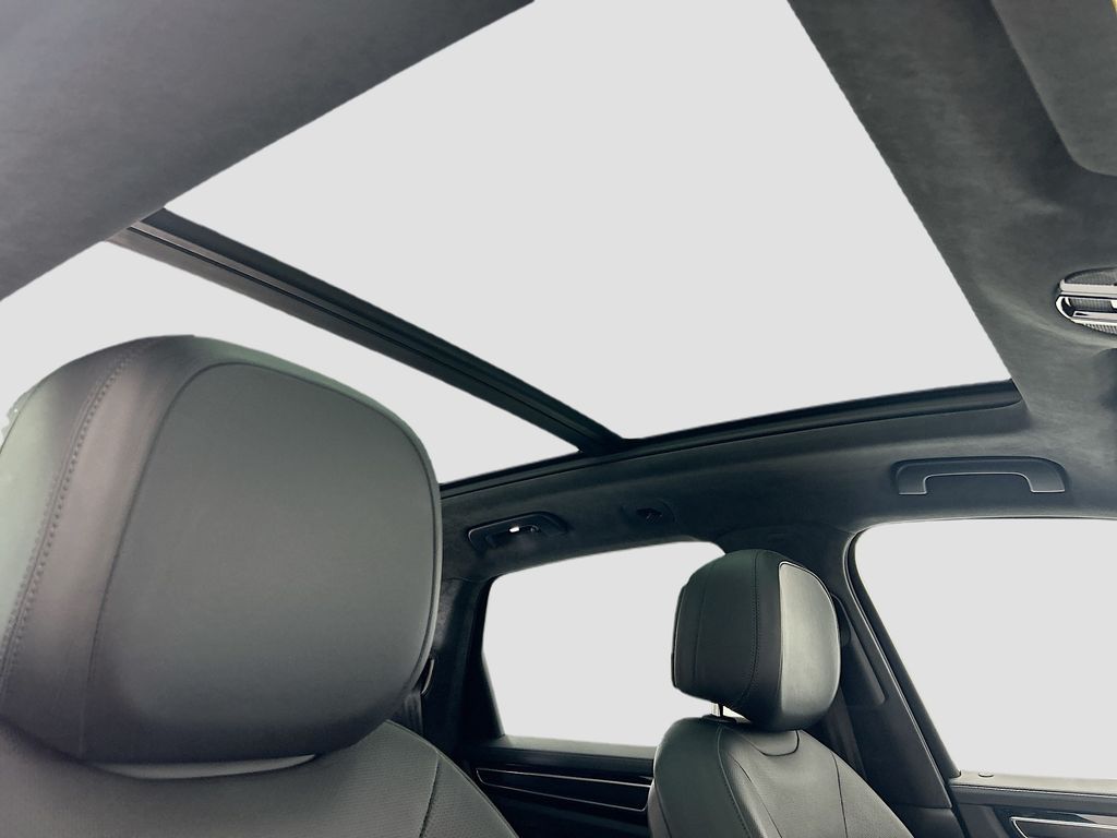 Thumbnail: 2021 Porsche Cayenne - 20