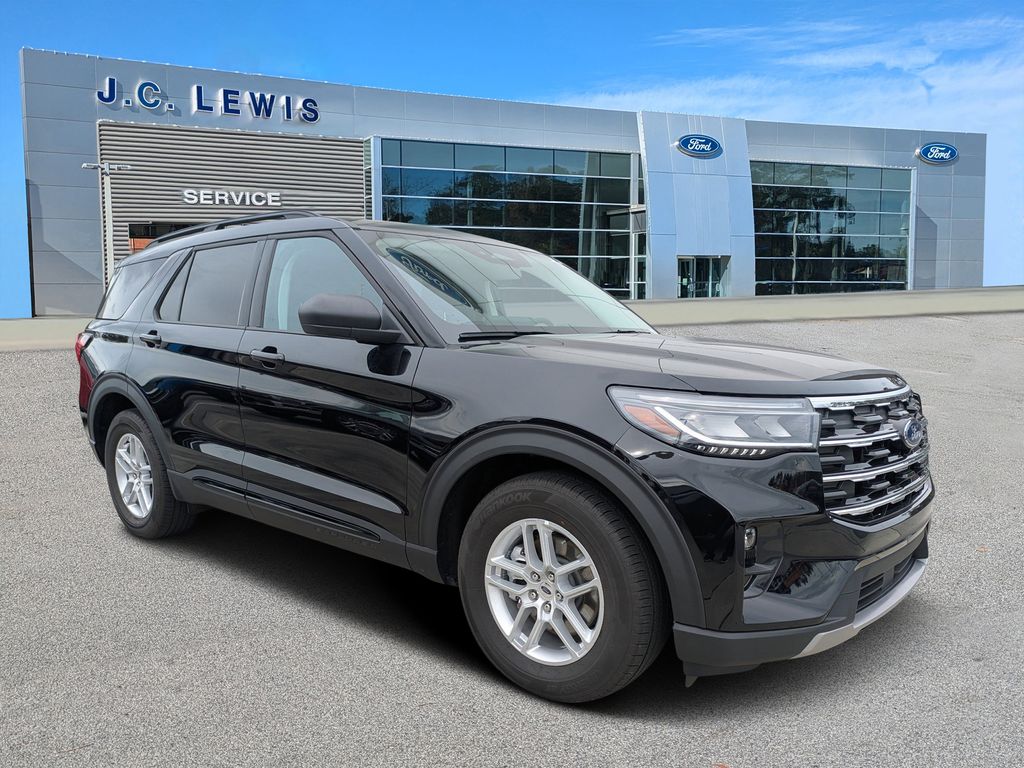 2026 Ford Explorer Active w/200A Pkg