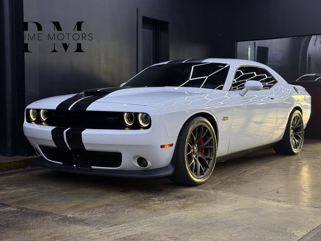 White Knuckle Clearcoat 2018 Dodge Challenger SRT 392 RWD Coupe Rear-Wheel Drive 8-Speed Automatic