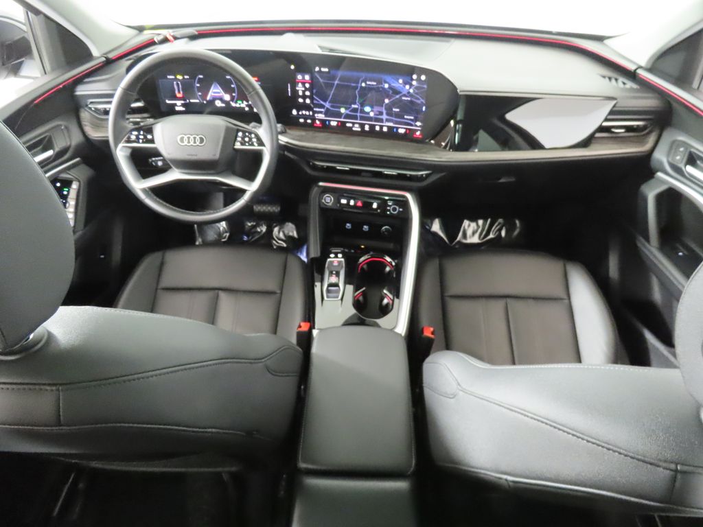 Thumbnail: 2025 Audi Q5 - 11