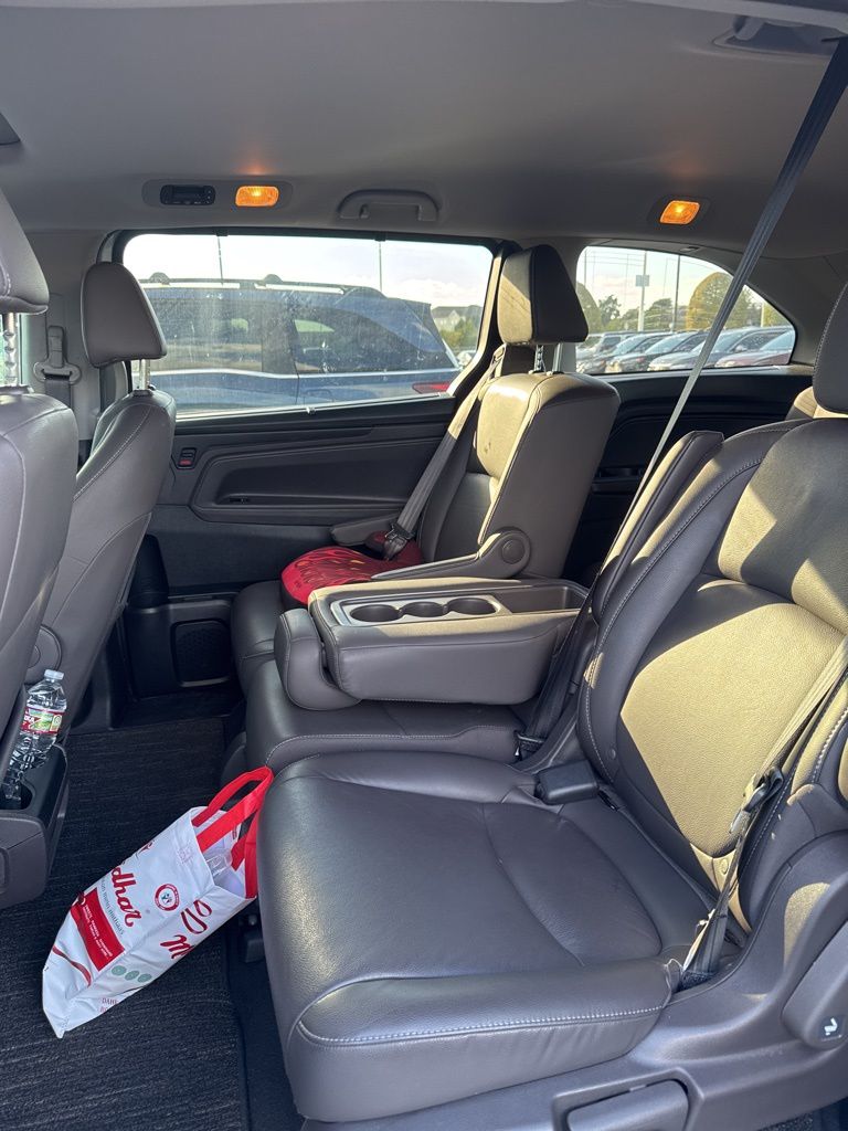 Thumbnail: 2021 Honda Odyssey - 8