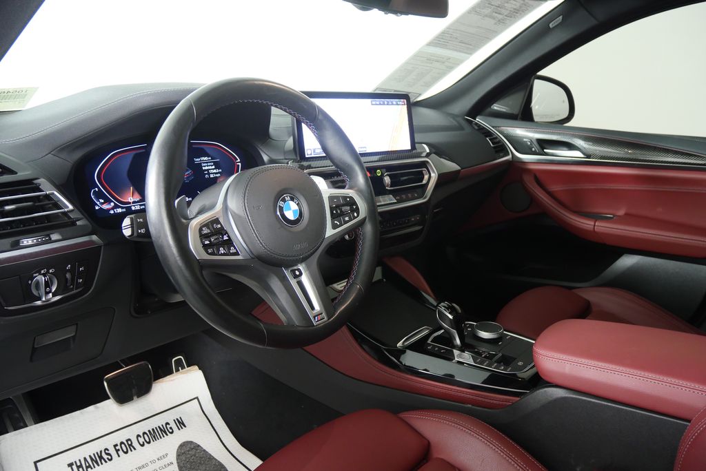 Thumbnail: 2023 BMW X4 - 14