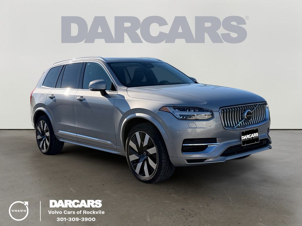 2023 Volvo XC90 Recharge T8 Ultimate Bright Theme 7-Passenger eAWD