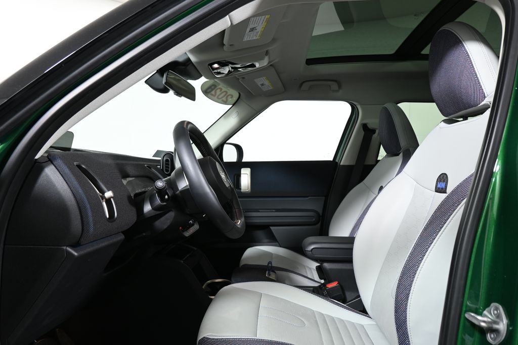 Thumbnail: 2025 MINI Cooper Countryman - 3