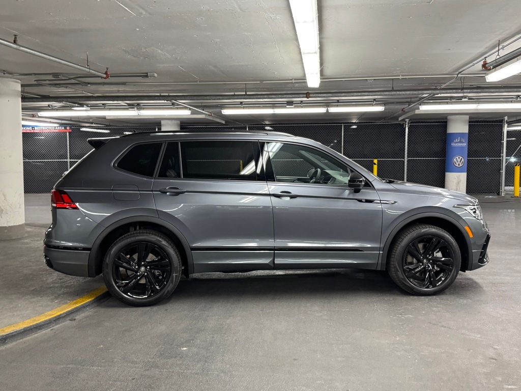 2024 Volkswagen Tiguan 2.0T SE R-Line Black 38