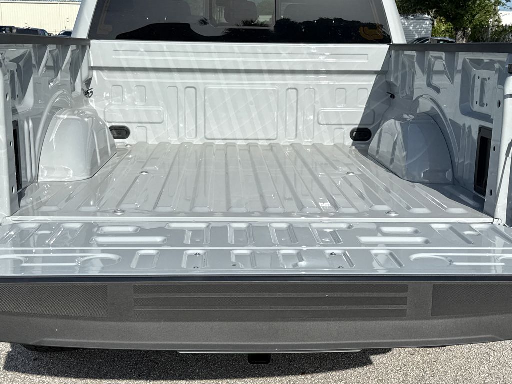 New 2026 White Ford XLT image 22