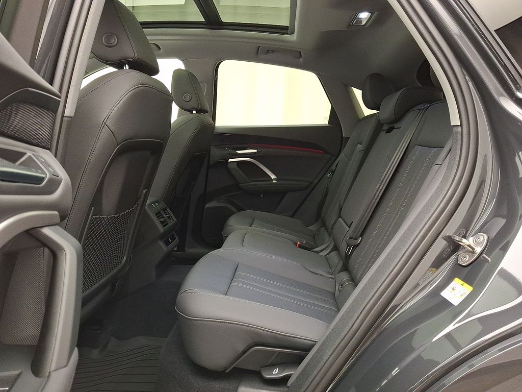 Thumbnail: 2026 Audi Q5 - 6