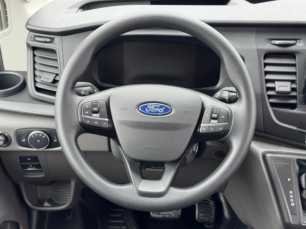 FordTransit-2507