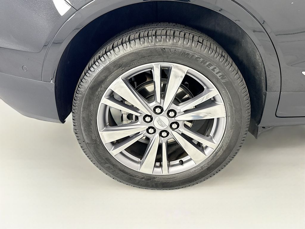 Thumbnail: 2024 Cadillac XT5 - 31
