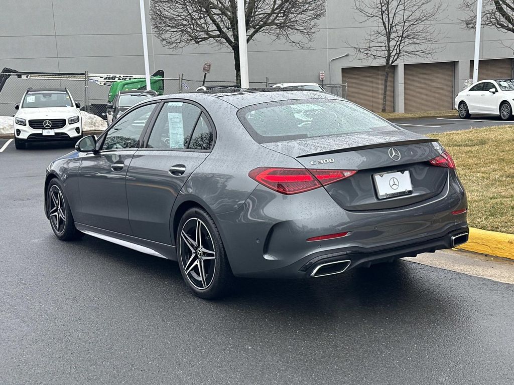 Thumbnail: 2025 Mercedes-Benz C-Class - 13