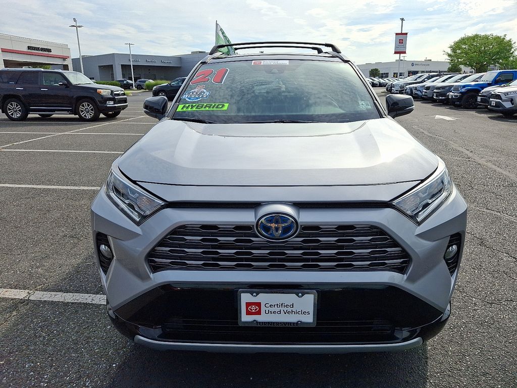 Thumbnail: 2021 Toyota RAV4 - 2