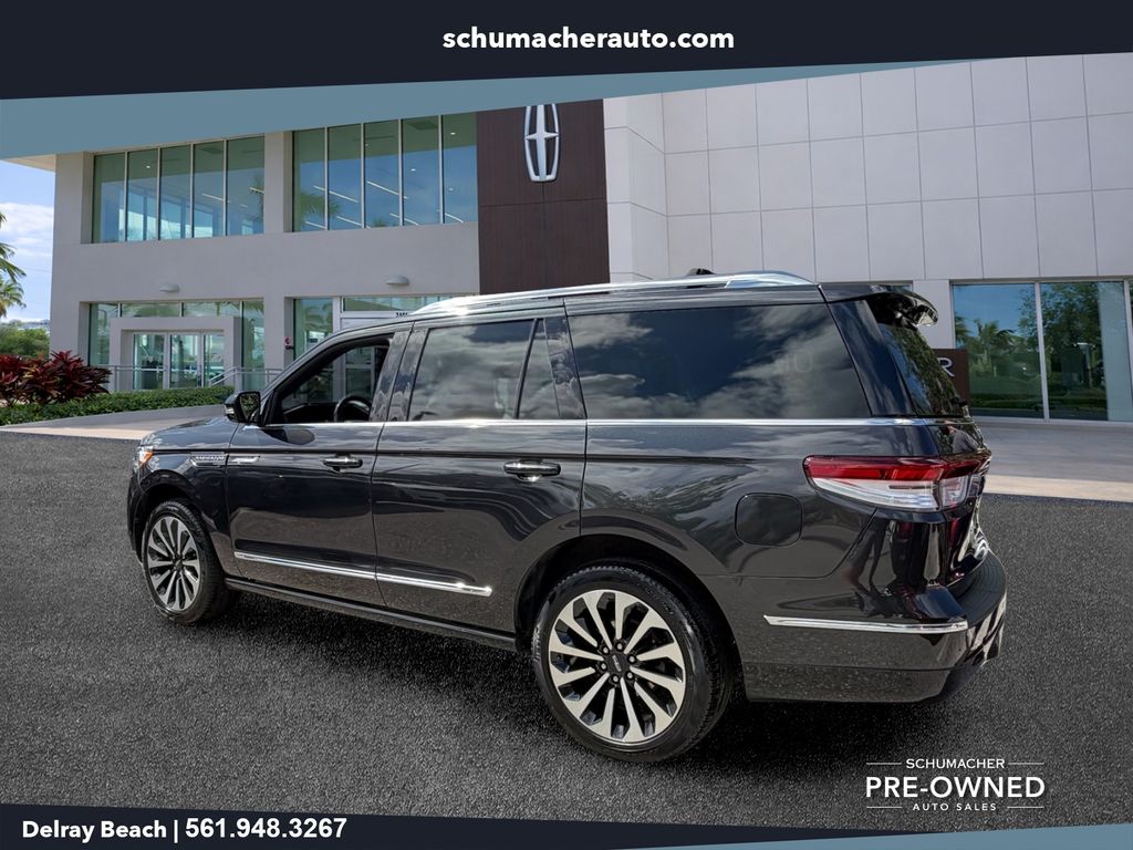 used 2022 Lincoln Navigator car, priced at $51,167