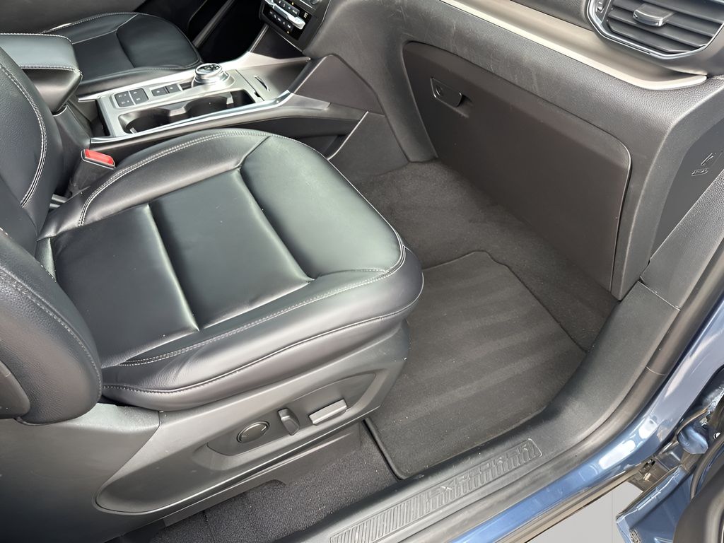 Used Car 2020 Ford Explorer  Xlt For Sale Under $25,000 In Austin, Texas