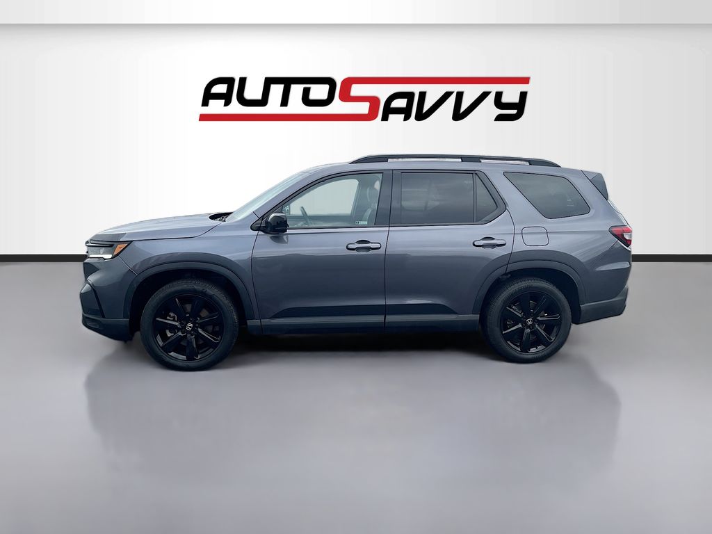 Used 2025 Gray Honda Black Edition image 4