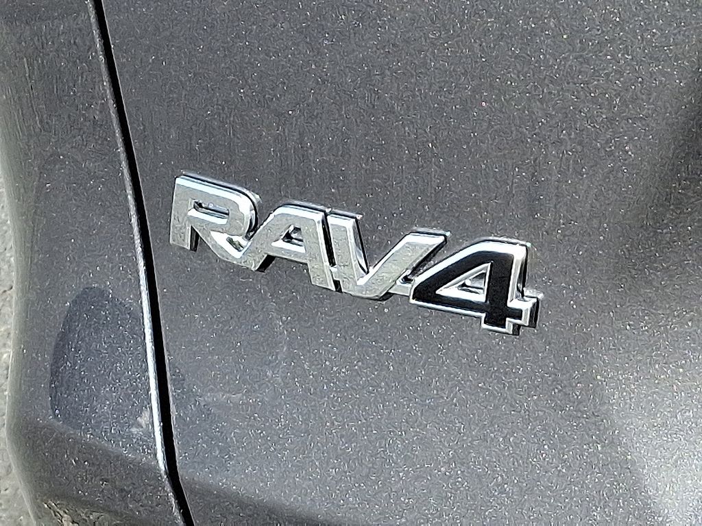 Thumbnail: 2025 Toyota RAV4 - 5