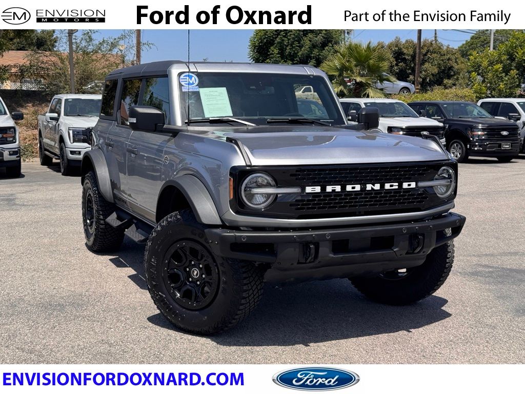 Silver Metallic 2024 Ford Bronco SUV / Crossover Four-Wheel Drive Automatic