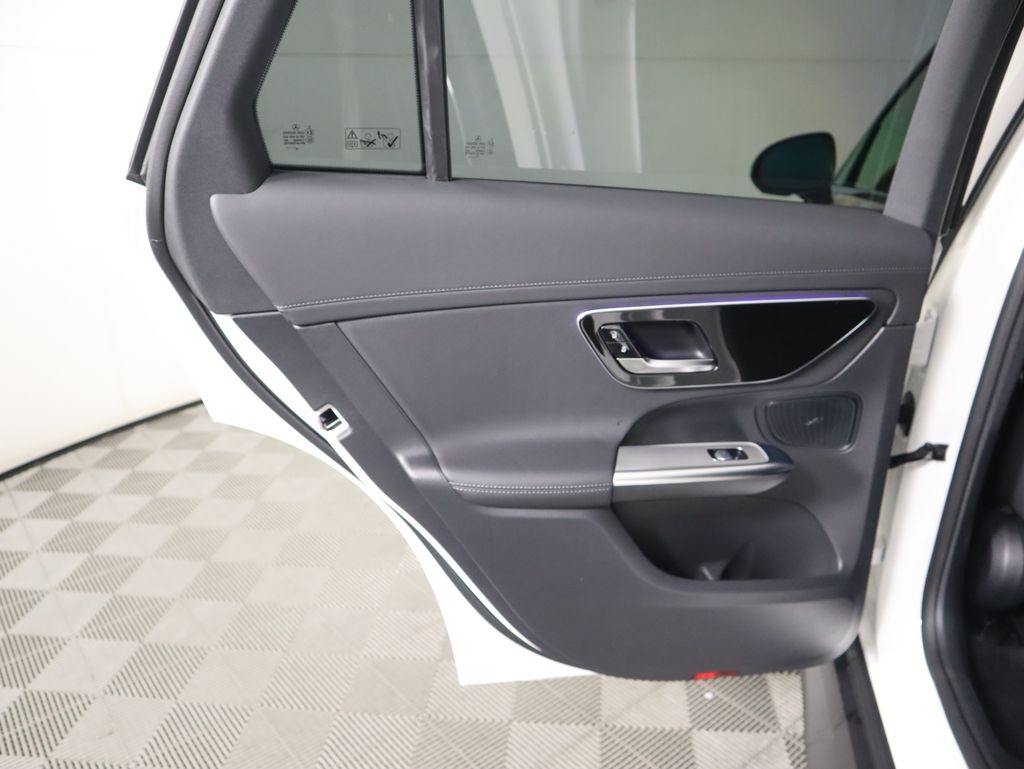 Thumbnail: 2026 Mercedes-Benz GLC - 27