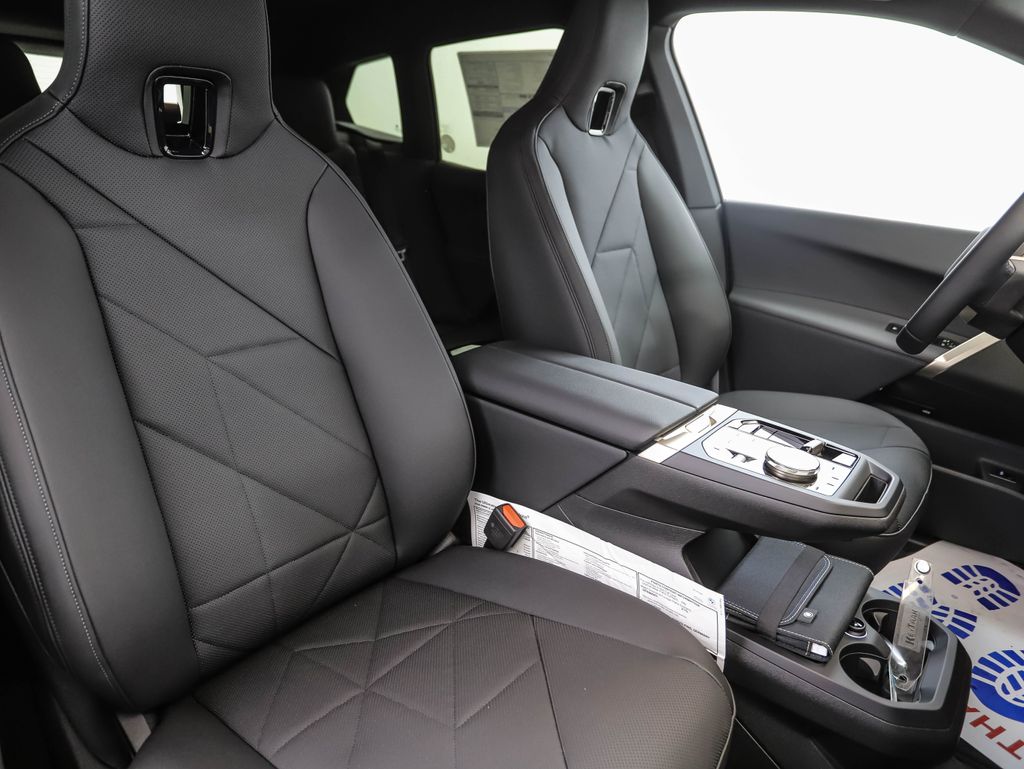 Thumbnail: 2026 BMW iX - 32