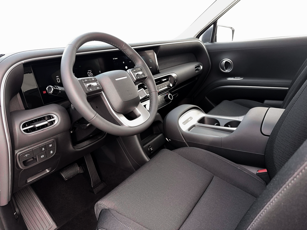 New 2026 White Hyundai SE image 10