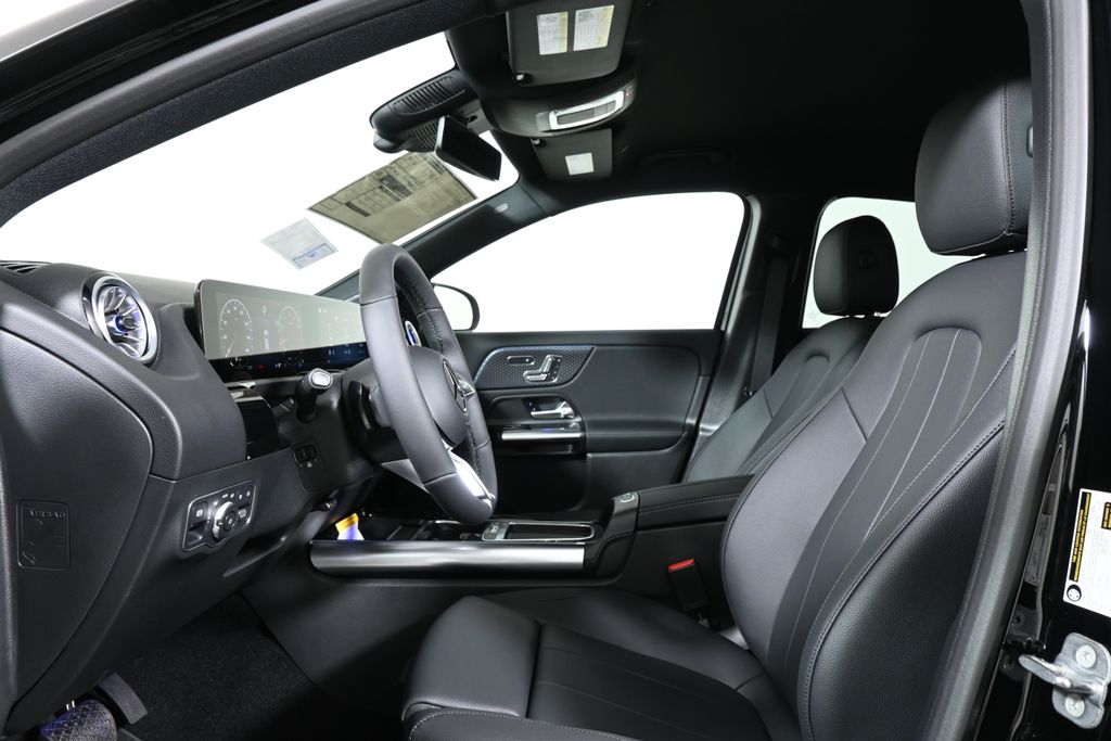 2025 Mercedes-Benz GLA 250 4MATIC 3