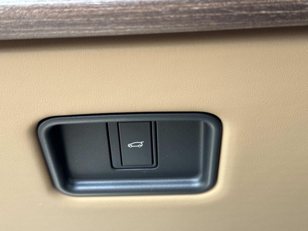New 2026 Green Land Rover SE image 33