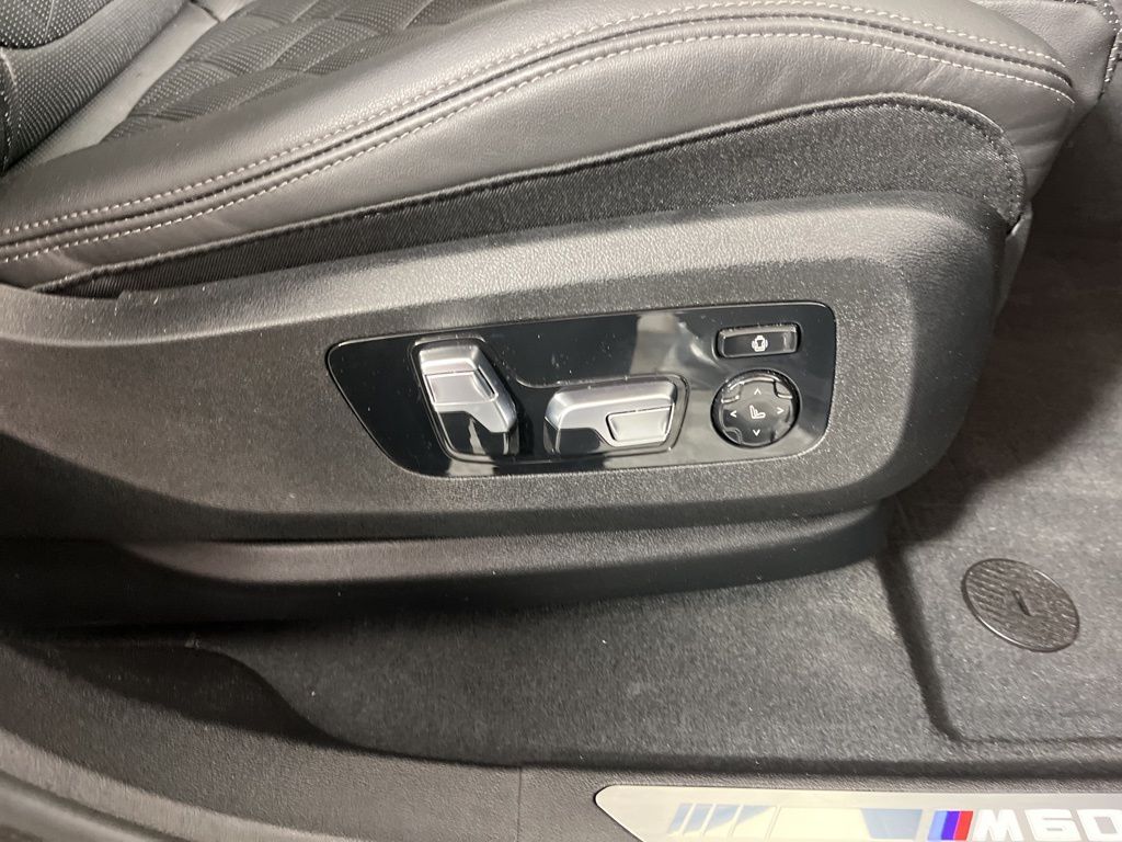 Thumbnail: 2024 BMW X6 - 8