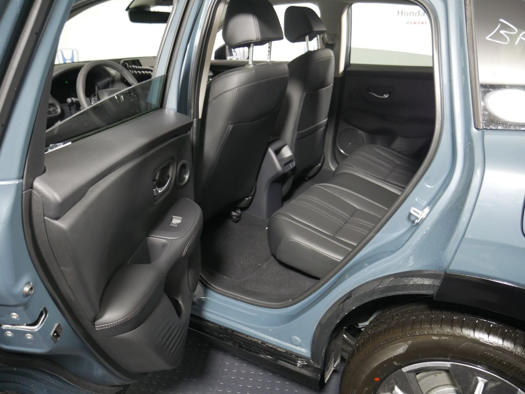 Thumbnail: 2027 Honda HR-V - 16