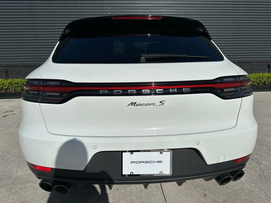 Thumbnail: 2020 Porsche Macan - 12