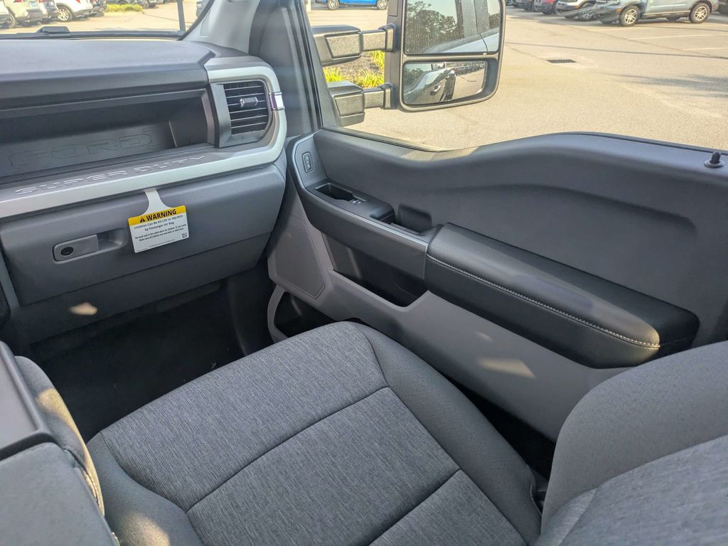 2026 Ford F-350 Super Duty XL