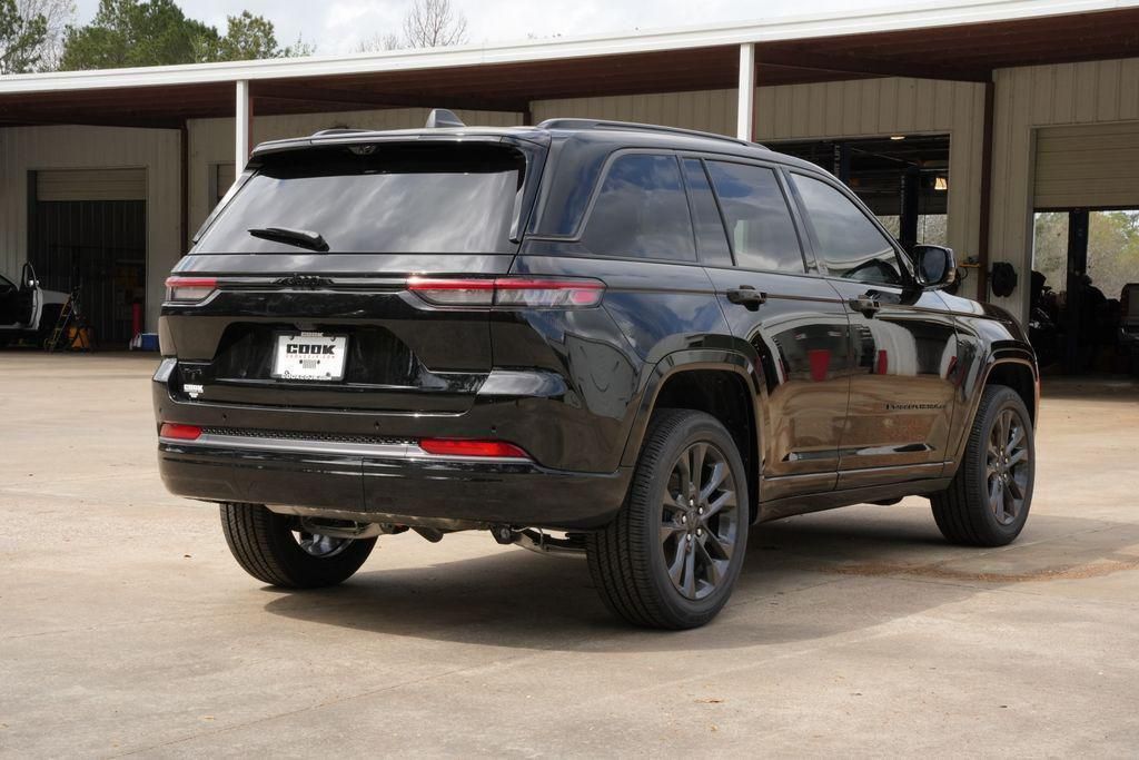 2026 Jeep Grand Cherokee Limited - 3