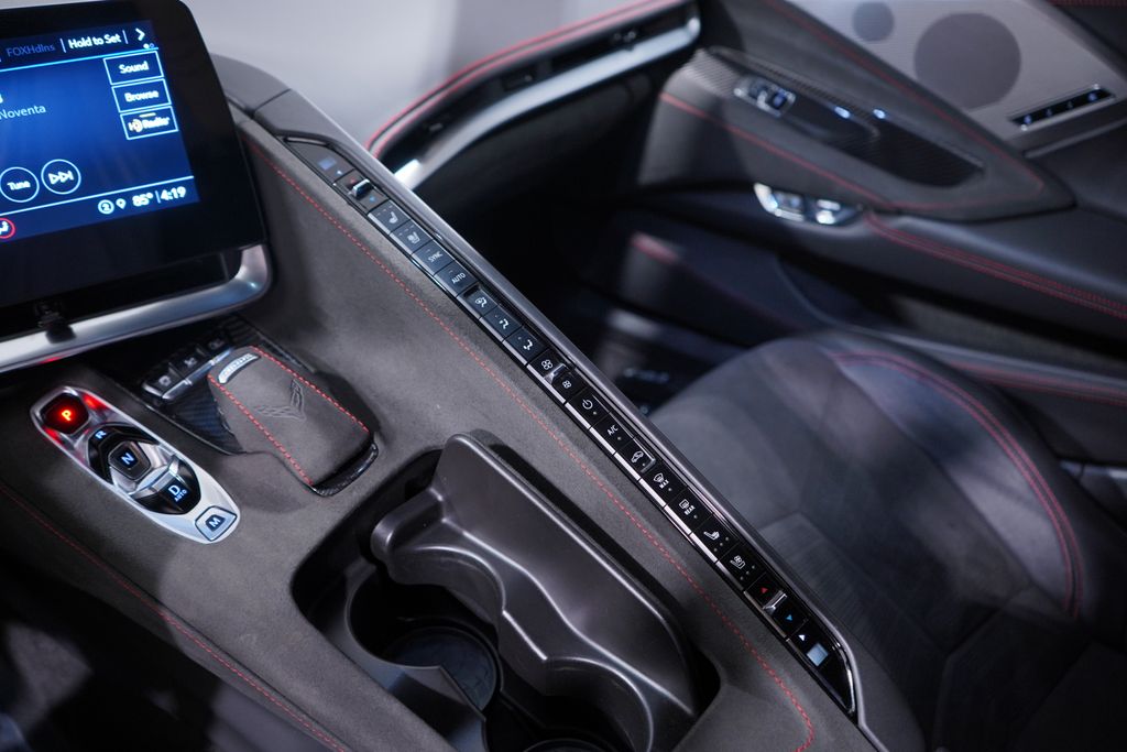 Thumbnail: 2022 Chevrolet Corvette - 15