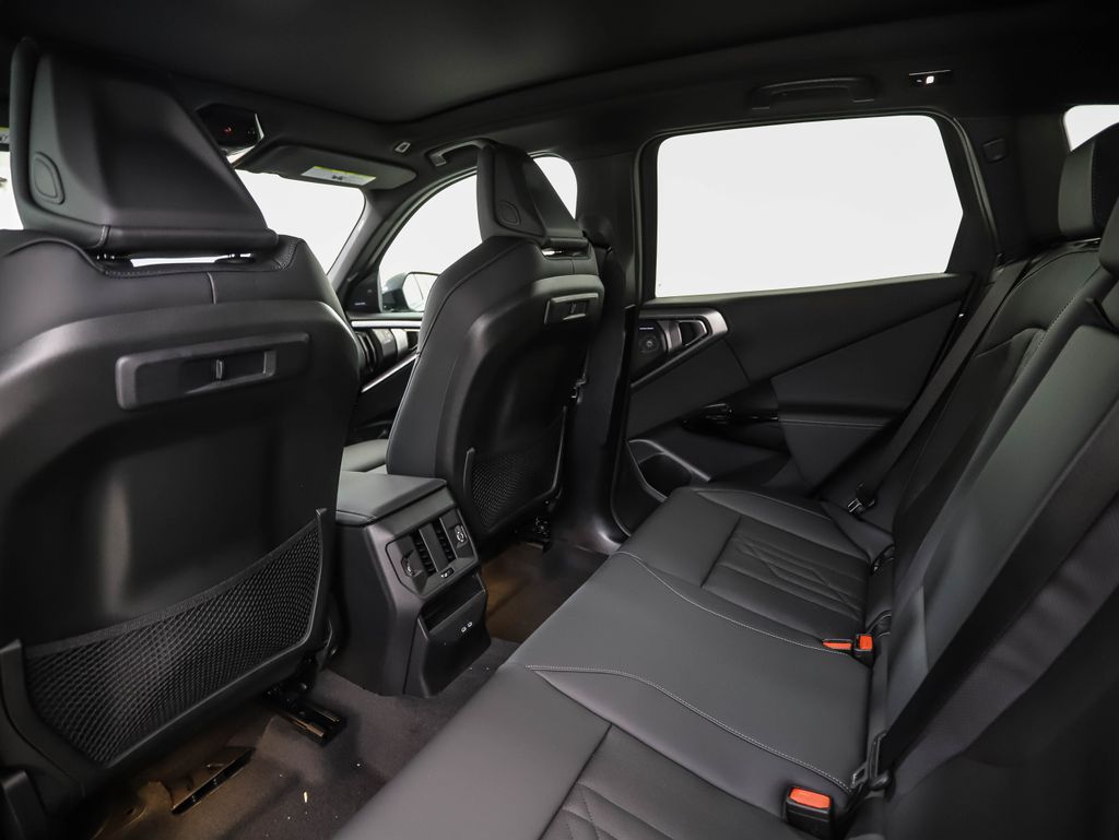 Thumbnail: 2026 BMW X3 - 21