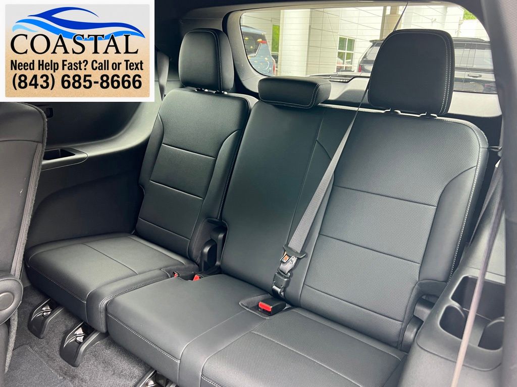 2025 Chevrolet Traverse LT Black at Bob Mills Chevrolet