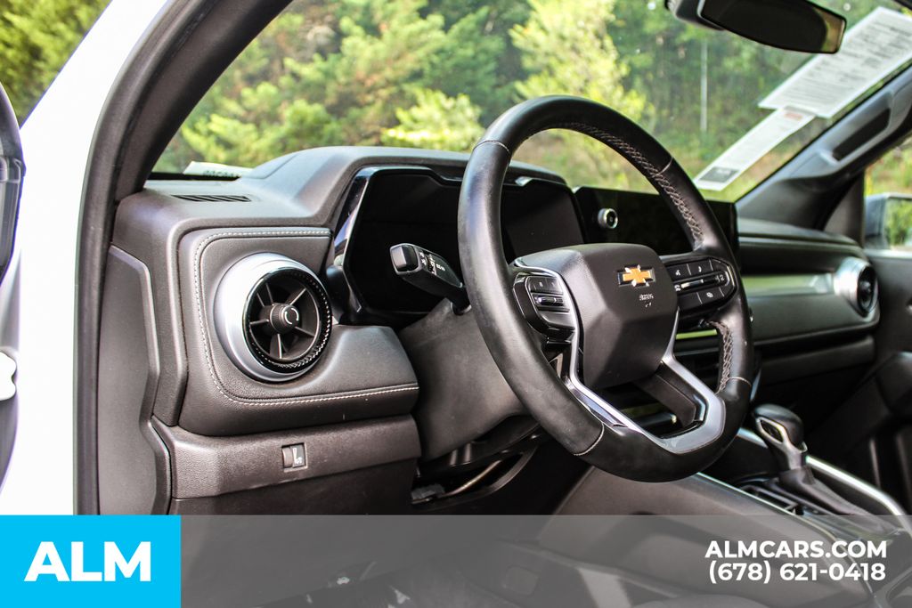 Used 2023 White Chevrolet LT image 29