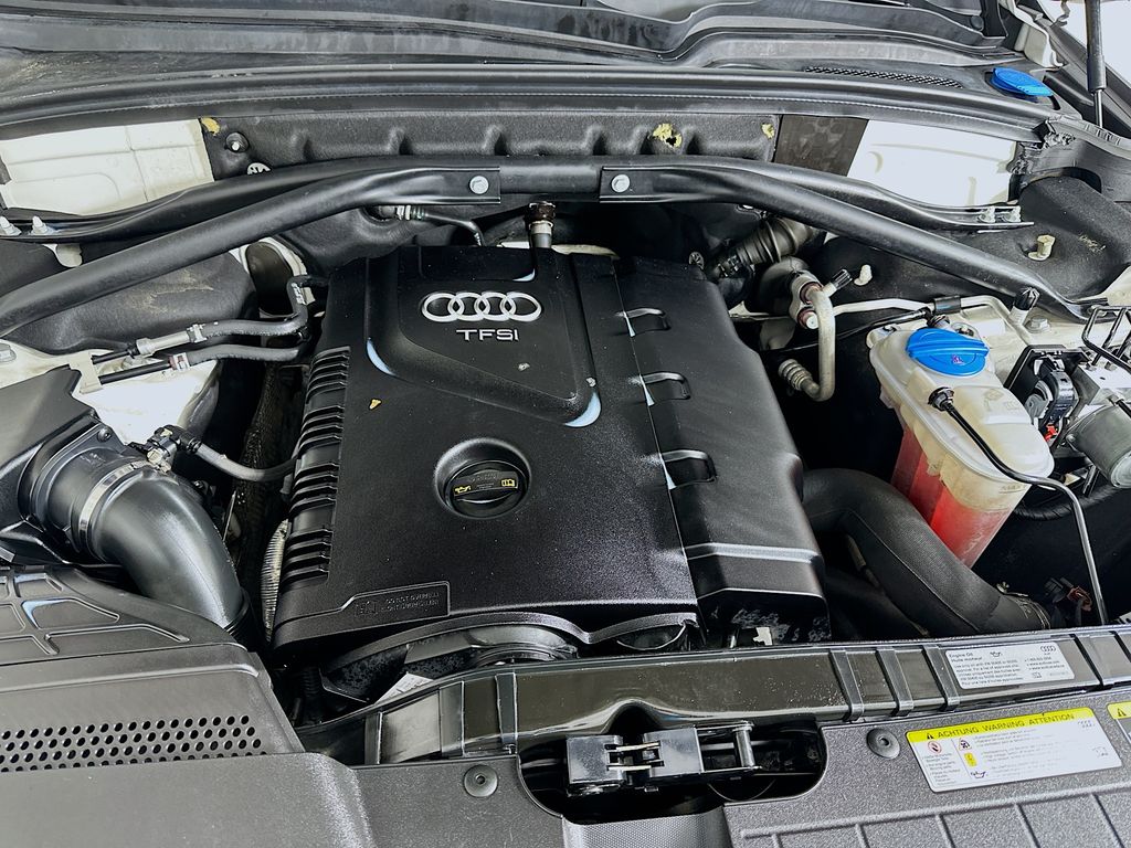 Thumbnail: 2016 Audi Q5 - 31