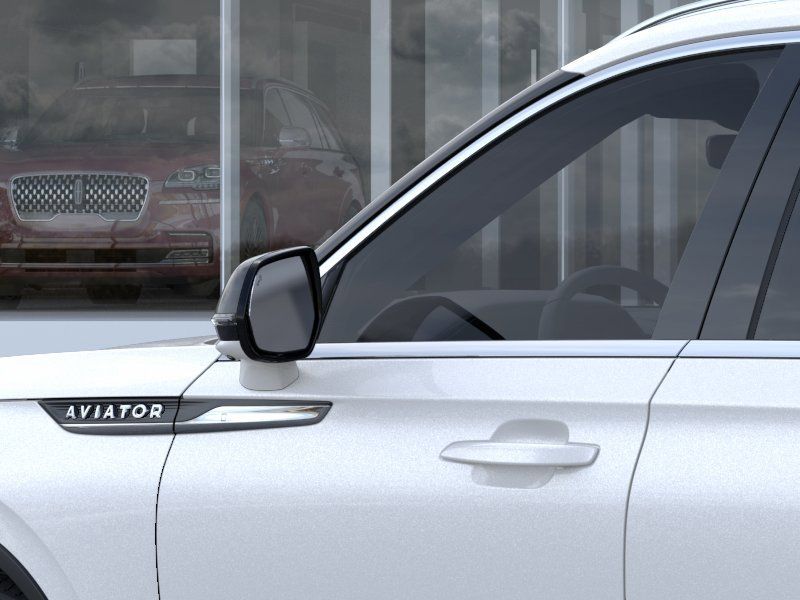 New 2026 White Lincoln Premiere image 20