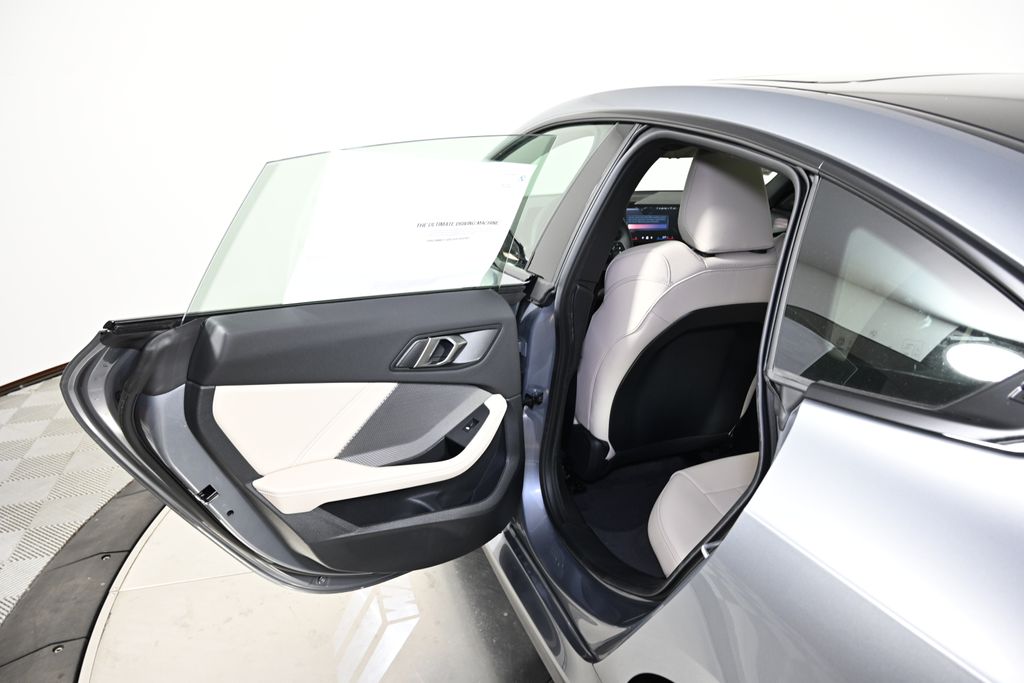 Thumbnail: 2026 BMW 2 Series - 23