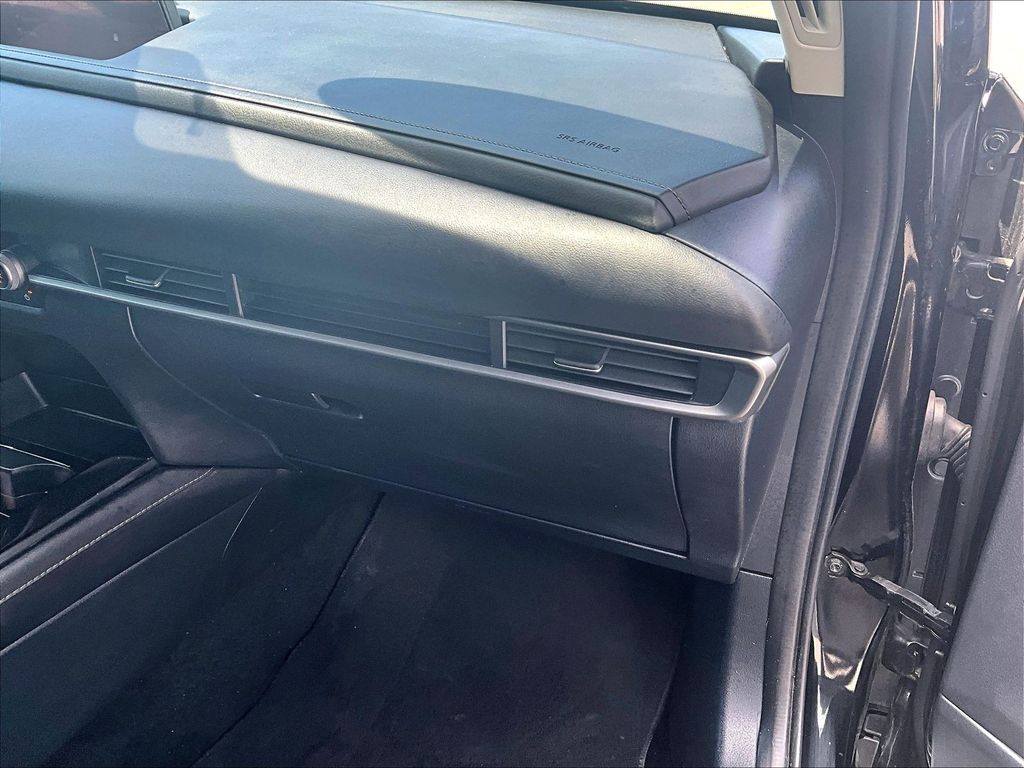2024 Mazda CX-30 — photo 13
