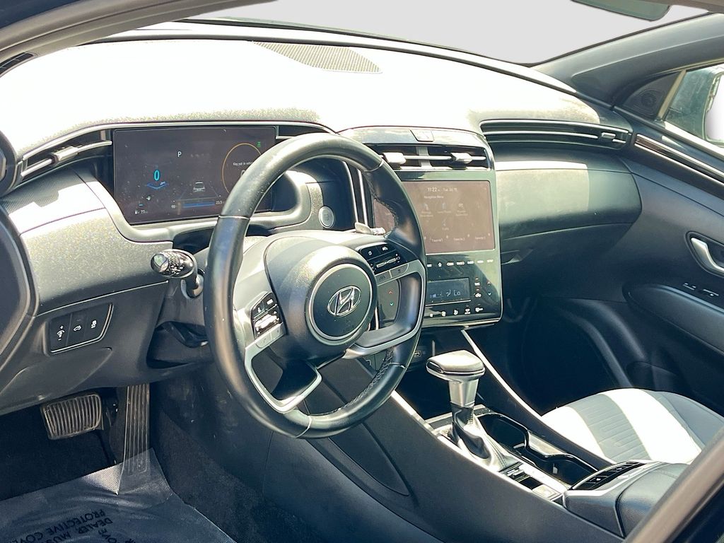 Used 2023 Black Hyundai SEL Premium image 7