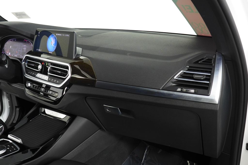 Thumbnail: 2023 BMW X3 - 14