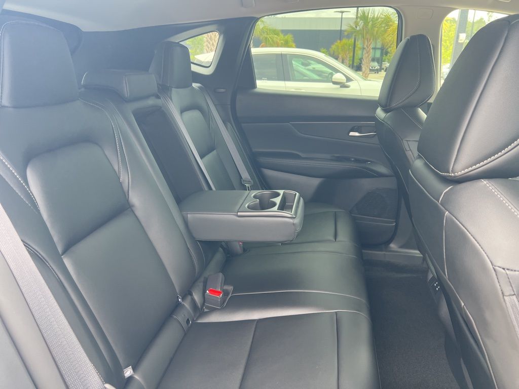 2025 Everest White Pearl Tricoat Nissan Murano SV FWD SUV